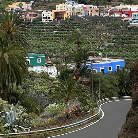 Beautiful Blue House Vakantiehuis Hermigua
